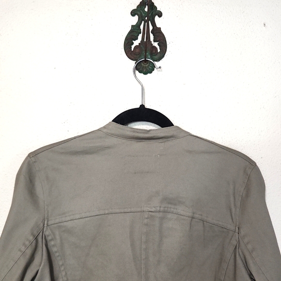Maralyn & Me Cropped Long Sleeve Motorcycle Military Zip-Up Jacket Size M - Picture 6 of 11